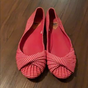 Comfortable red and white striped flats